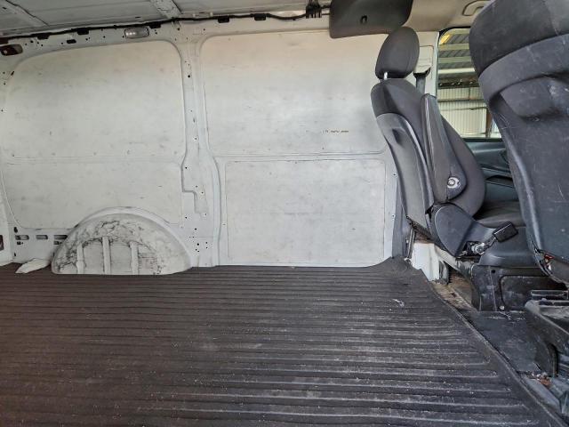 Mercedes-Benz Metris Image 12