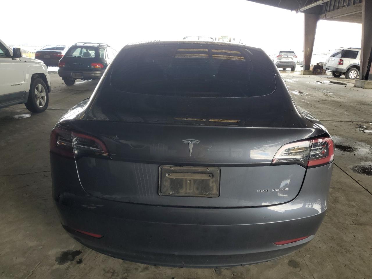 Tesla Model 3 Image 2