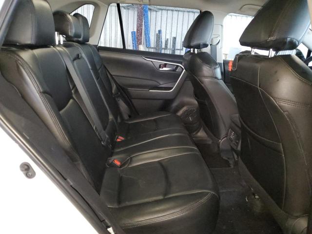 Toyota RAV4 Xle Image 7