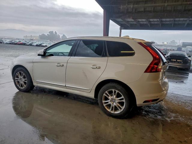 Volvo XC60 T5 Premier Image 2