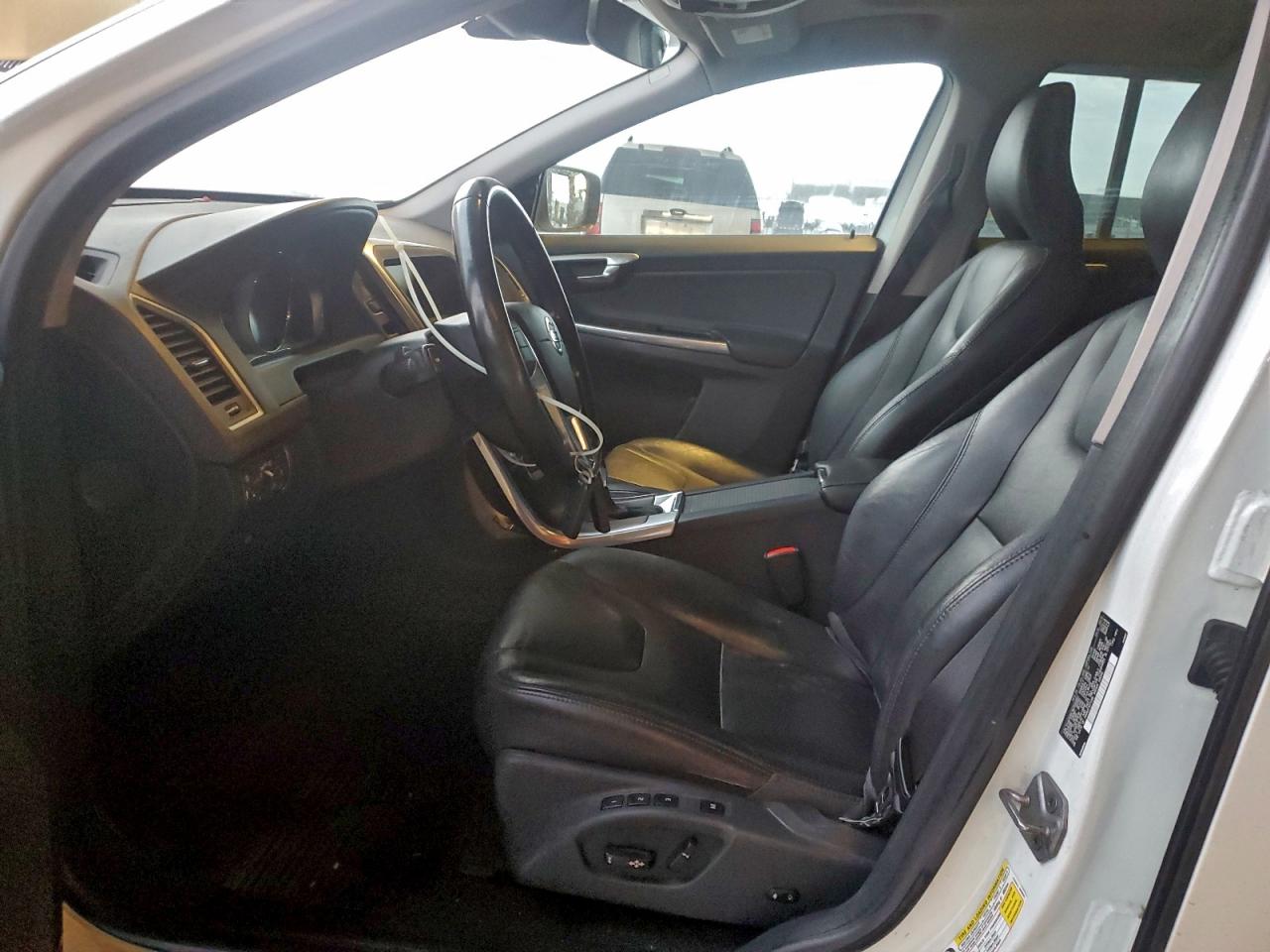 Volvo XC60 T5 Premier Image 5