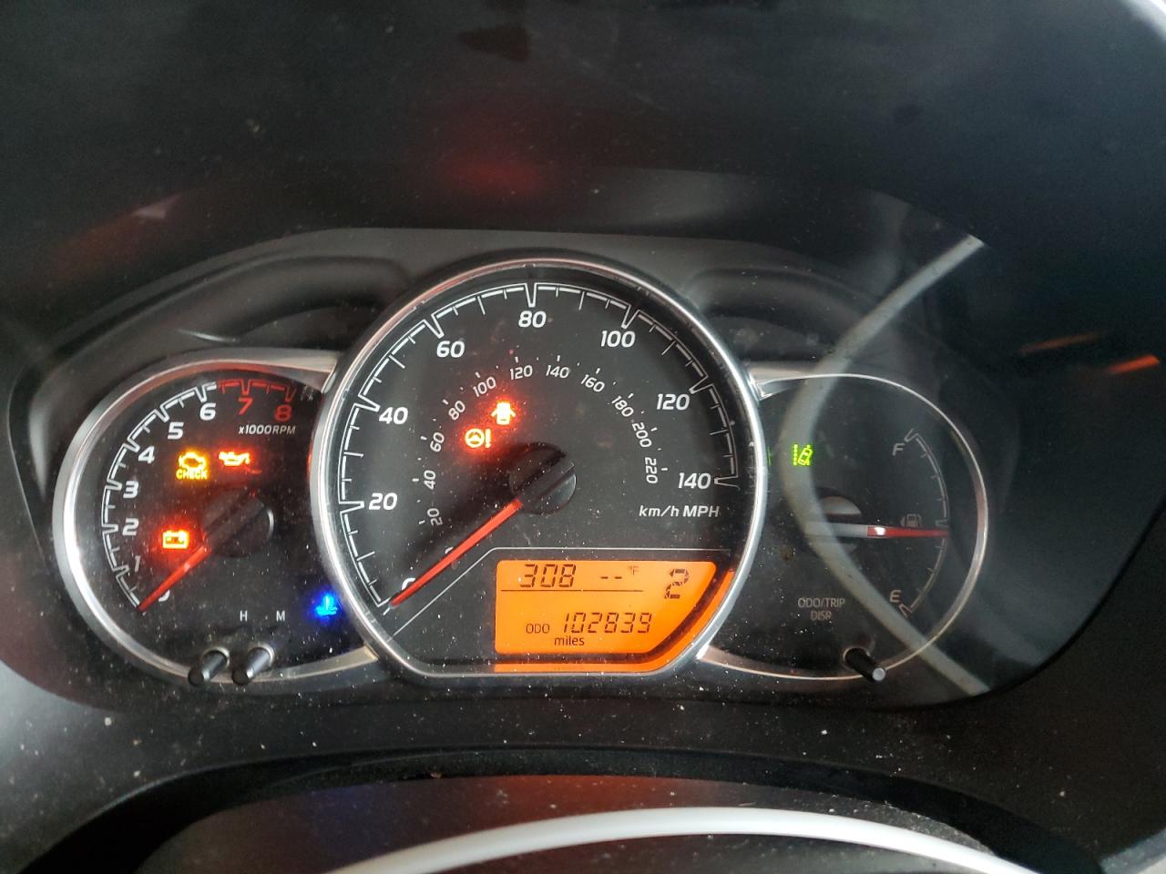 Toyota Yaris L Image 5