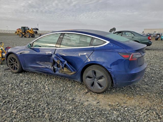 Tesla Model 3 Image 7