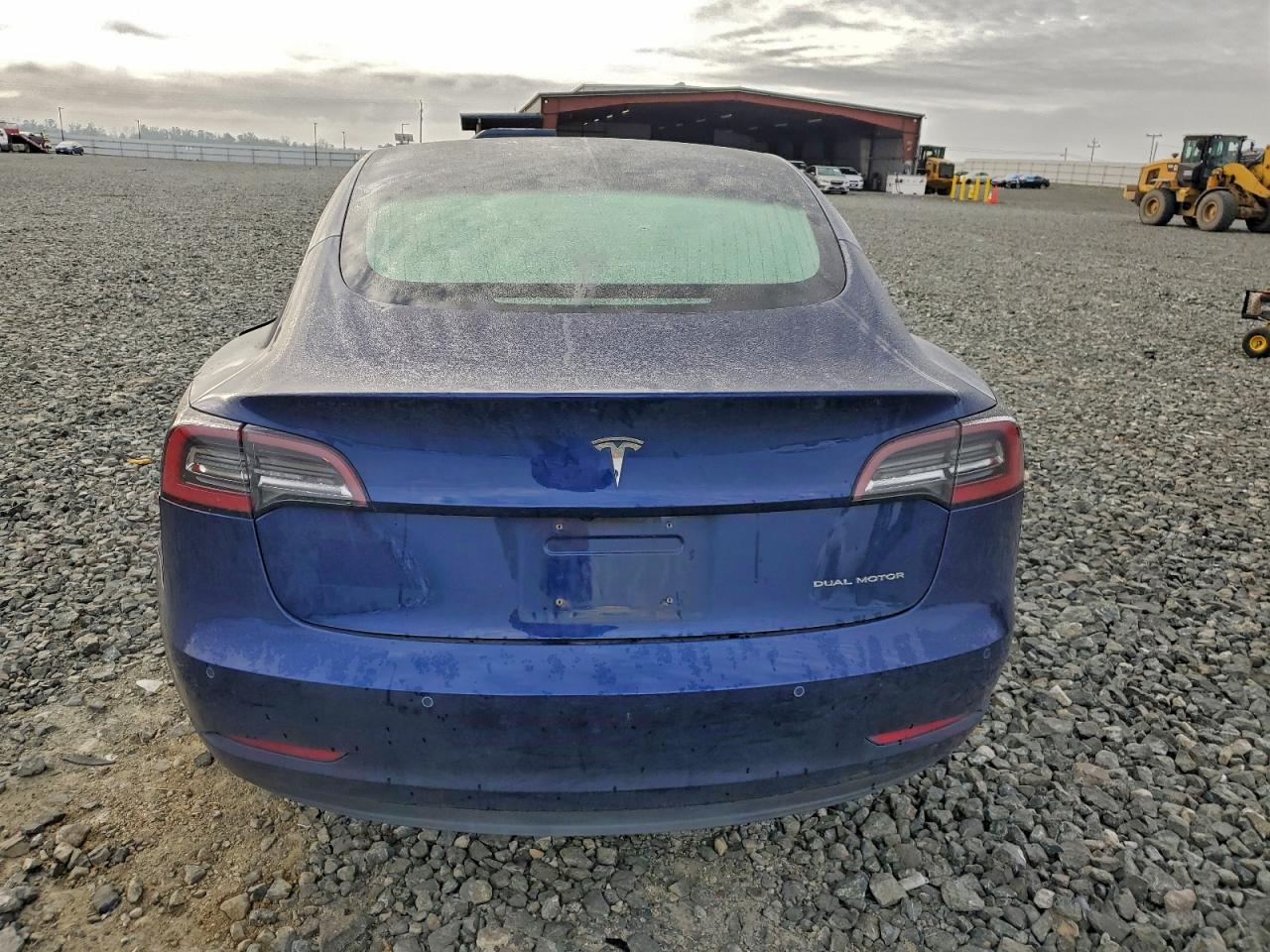 Tesla Model 3 Image 12