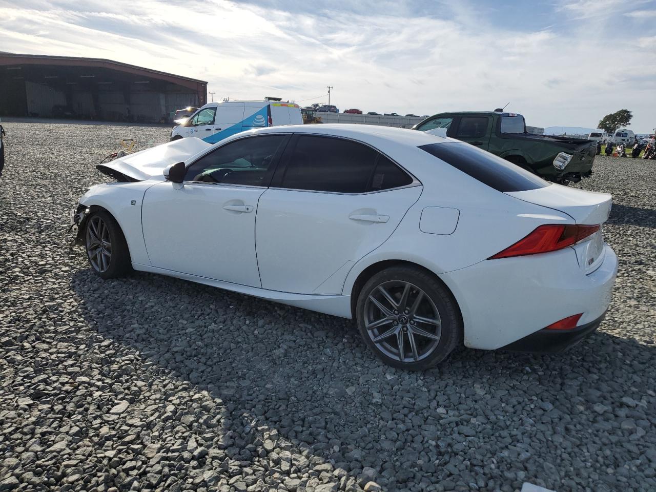 Lexus Is 200t Image 3
