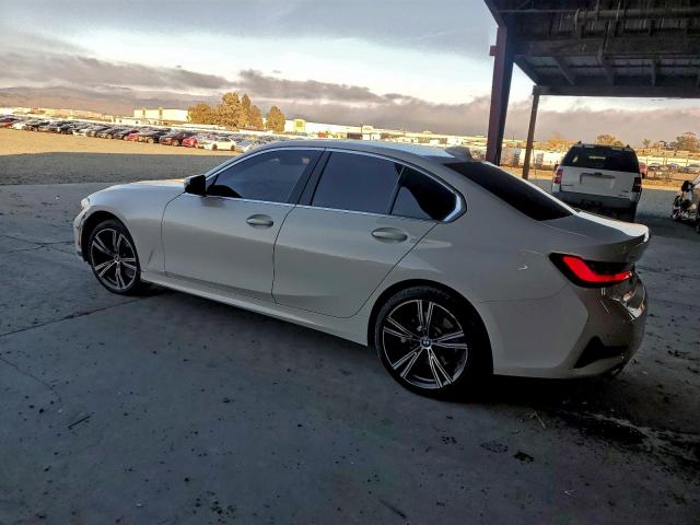 BMW 3 Series Image 2