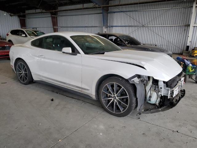 Ford Mustang Image 9