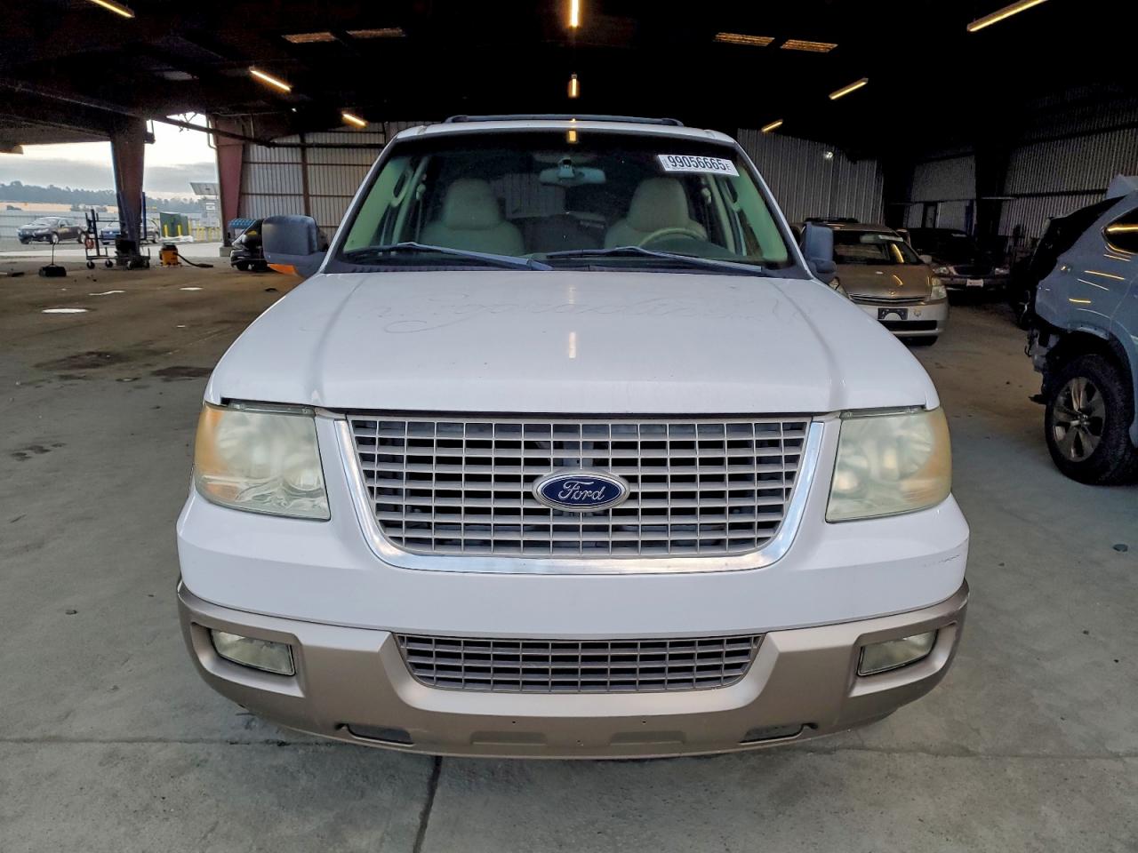 Ford Expedition Eddie Bauer Image 3