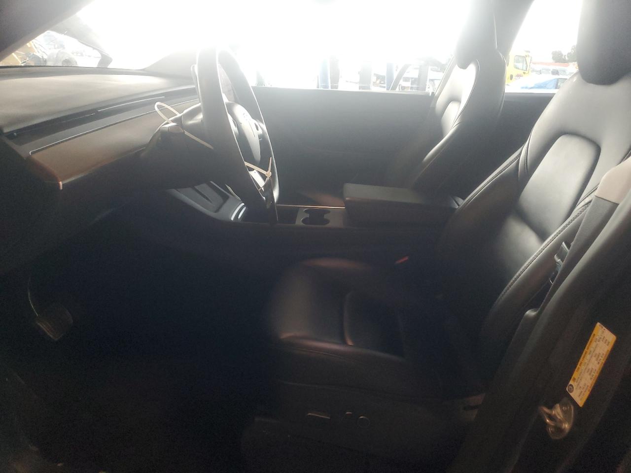 Tesla Model Y Image 7