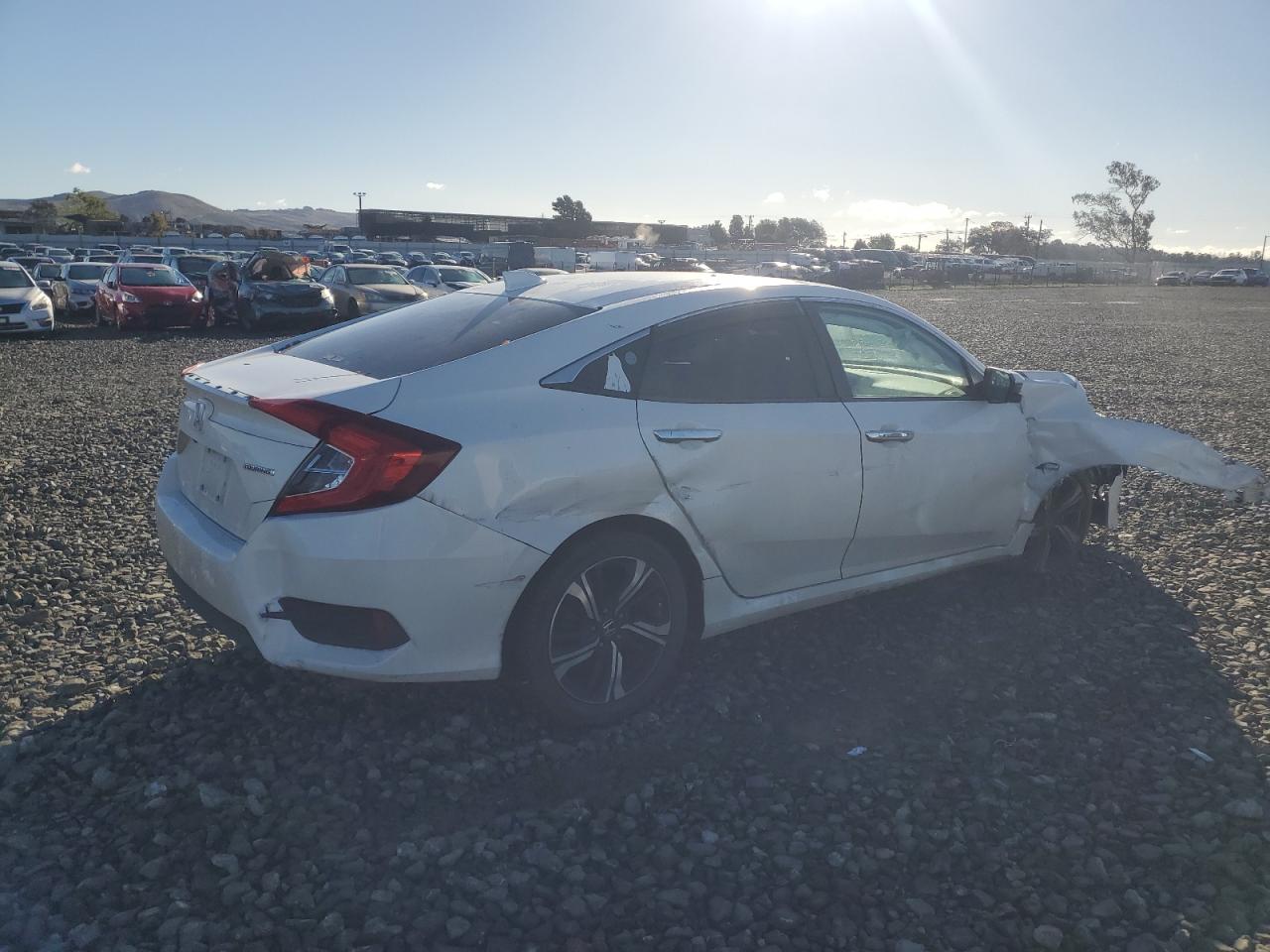 Honda Civic Touring Image 8