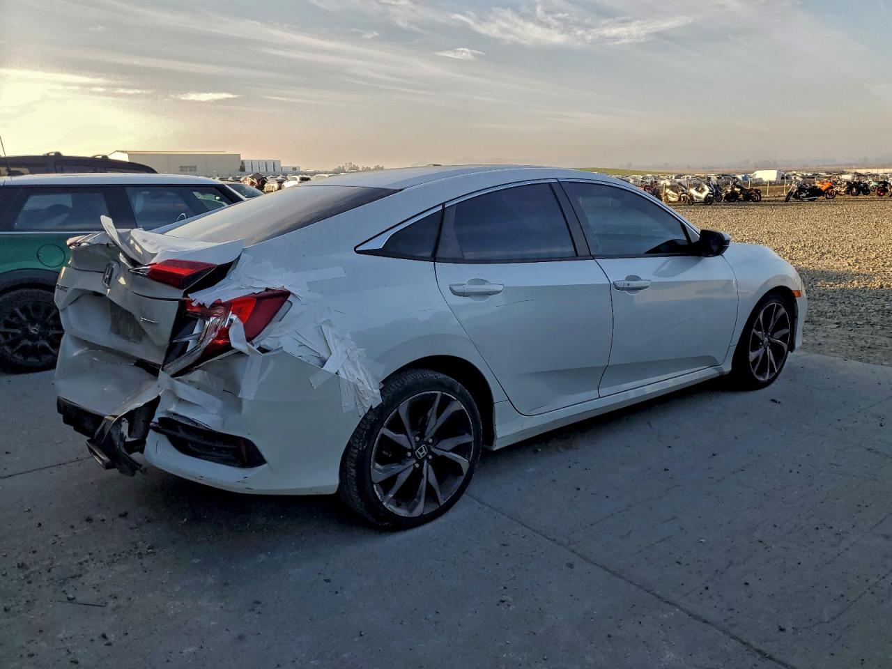 Honda Civic Sport Image 2