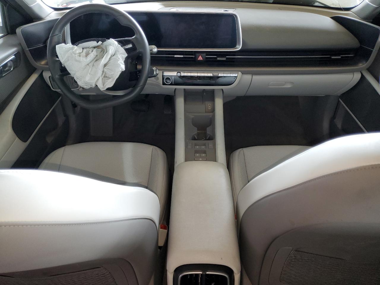 Hyundai Ioniq Sel Image 10