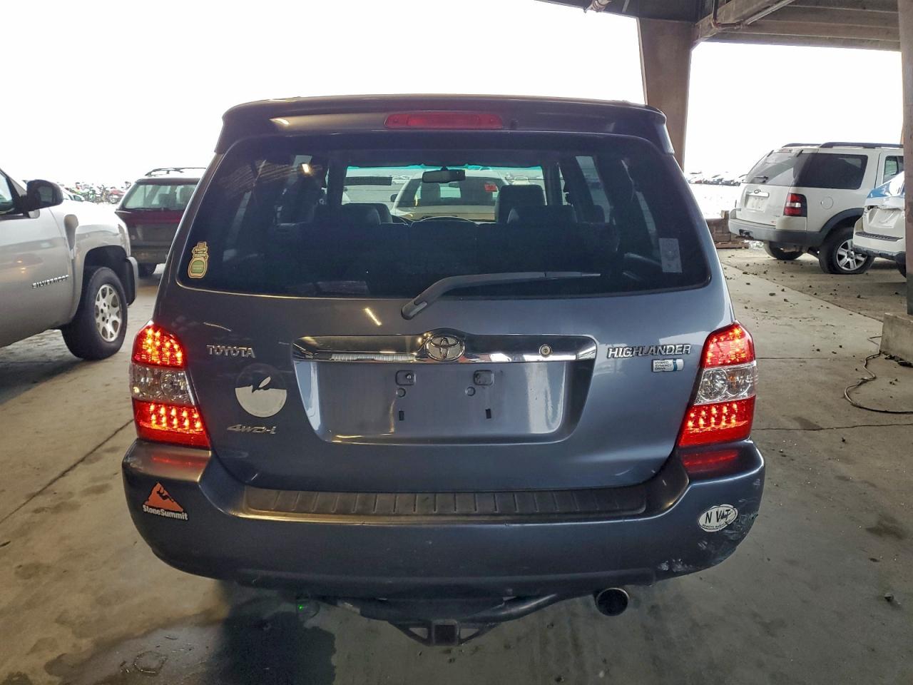 Toyota Highlander Hybrid Image 6