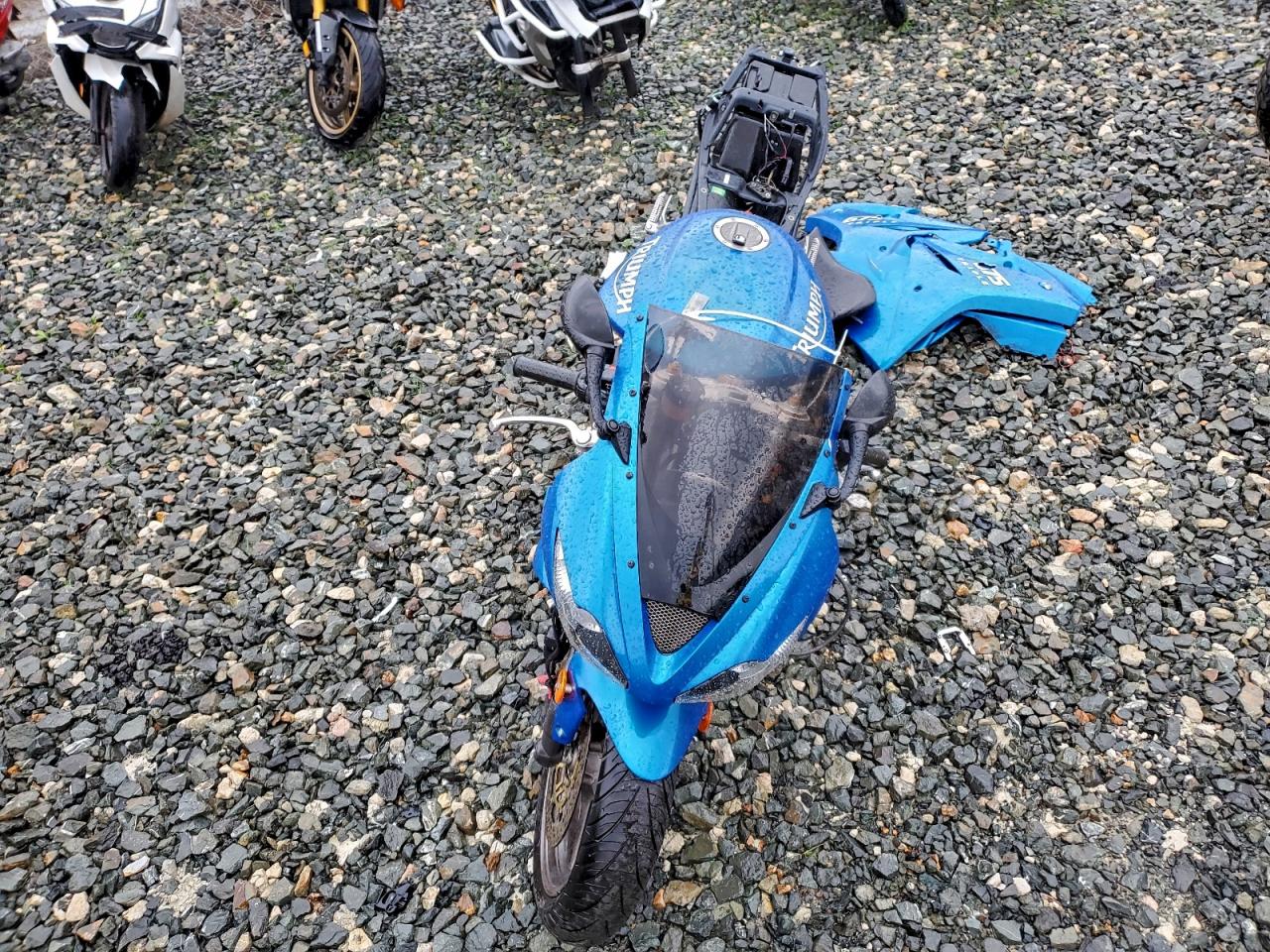 Triumph Motorcycle Daytona 675 Image 5