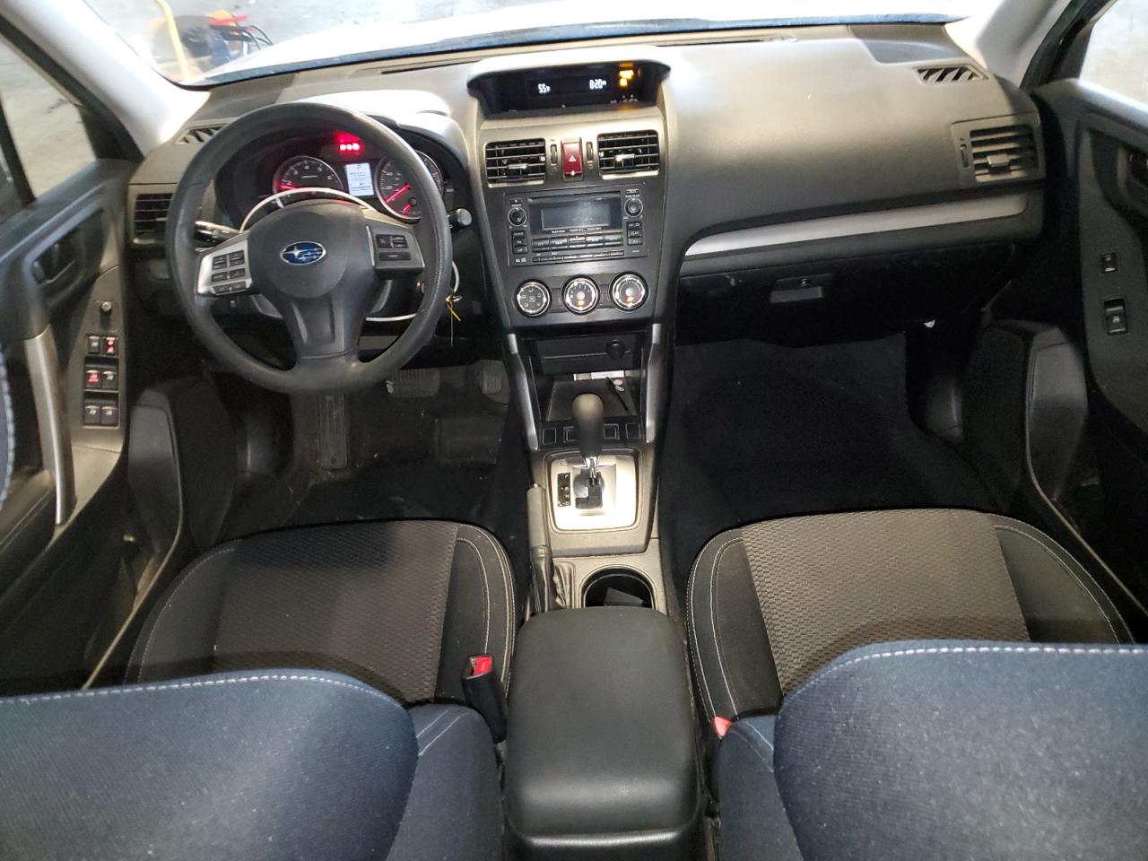 Subaru Forester 2.5i Image 10