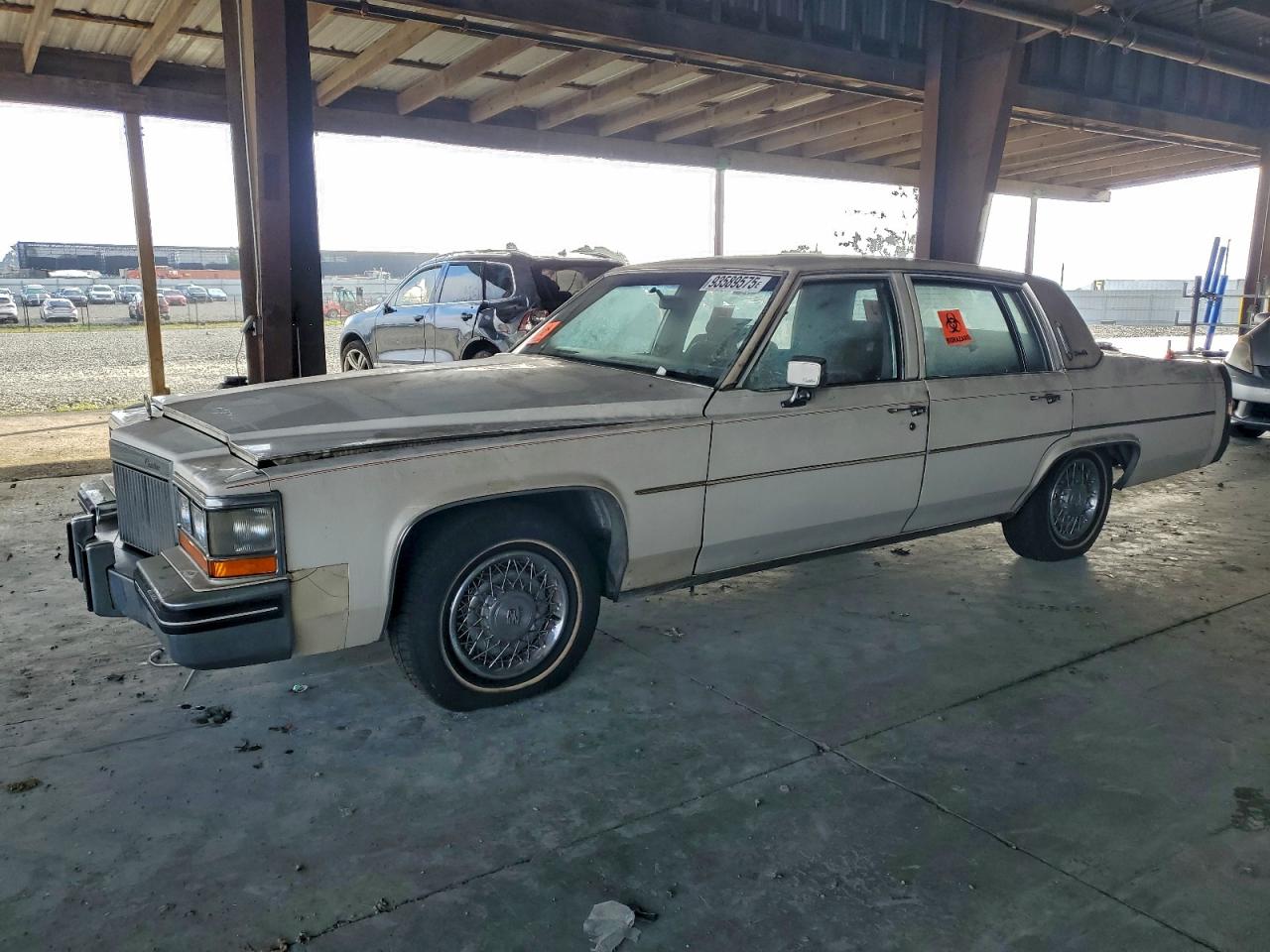 Cadillac DeVille Image 1