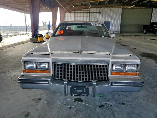 Cadillac DeVille Image 7