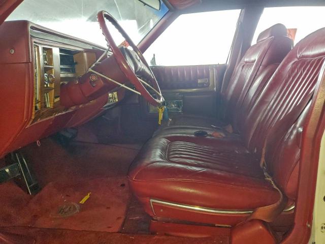 Cadillac DeVille Image 8