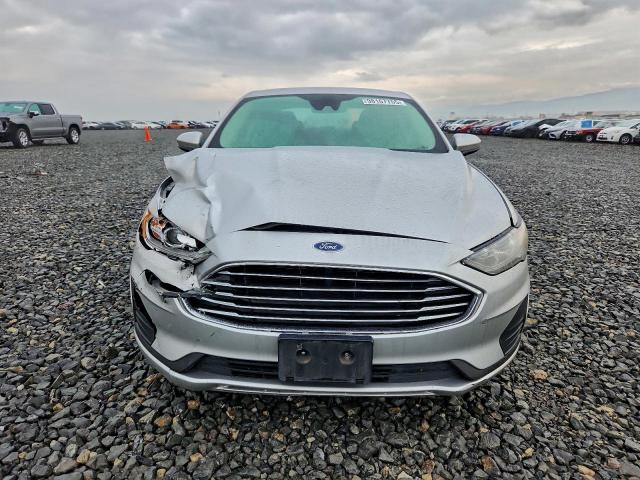 Ford Fusion Se Image 8