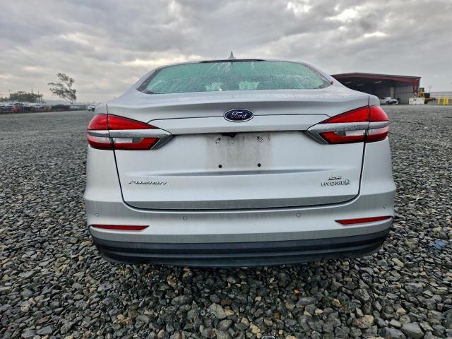 Ford Fusion Se Image 6