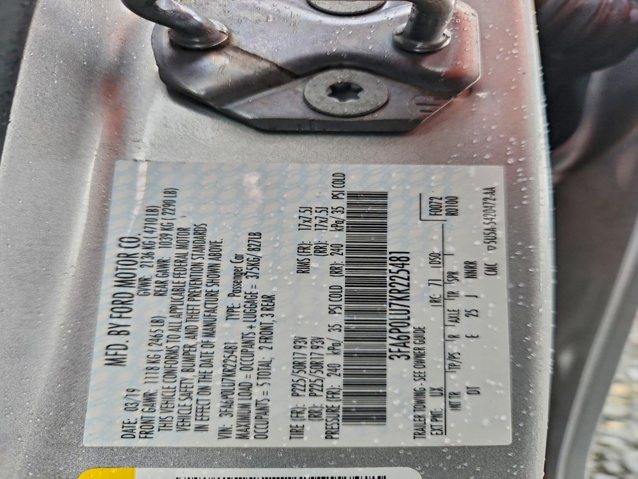 Ford Fusion Se Image 5