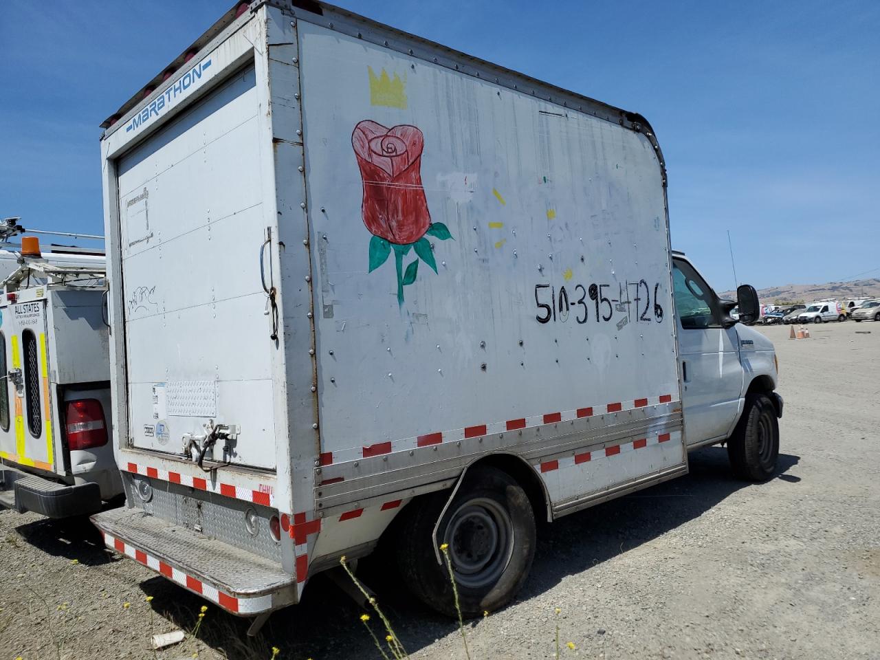 Ford Econoline E350 Super Duty Cutaway Van Image 3