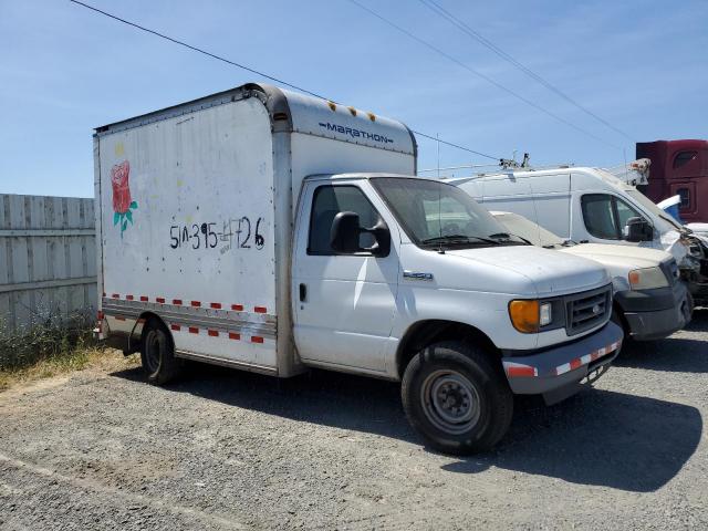Ford Econoline E350 Super Duty Cutaway Van Image 4