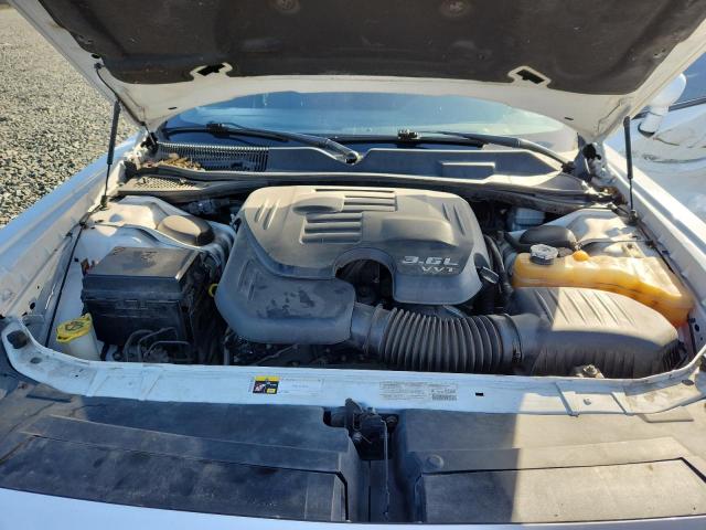 Dodge Challenger Sxt Image 10