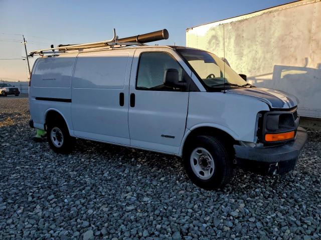 Chevrolet Express Image 8