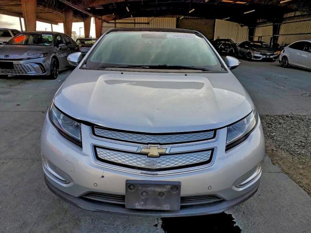 Chevrolet Volt Image 5