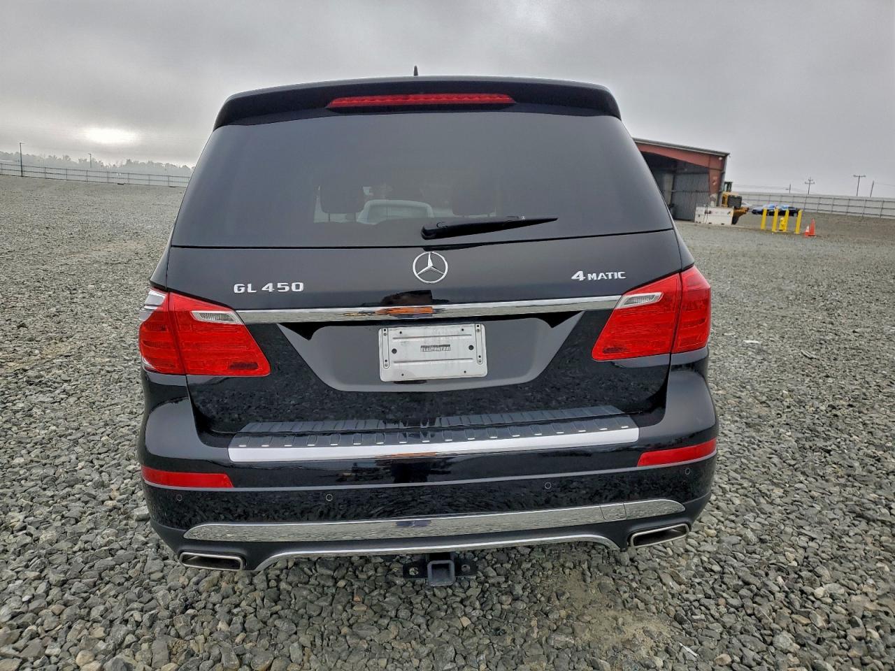 Mercedes-Benz G-Class 450 4matic Image 10