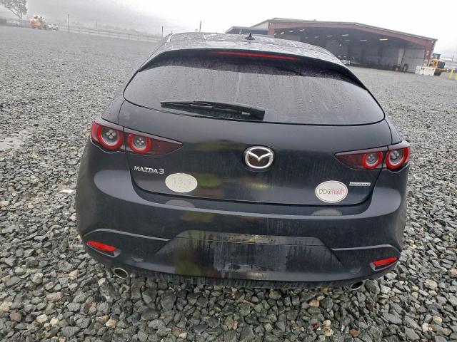 Mazda 3 Premium Image 9