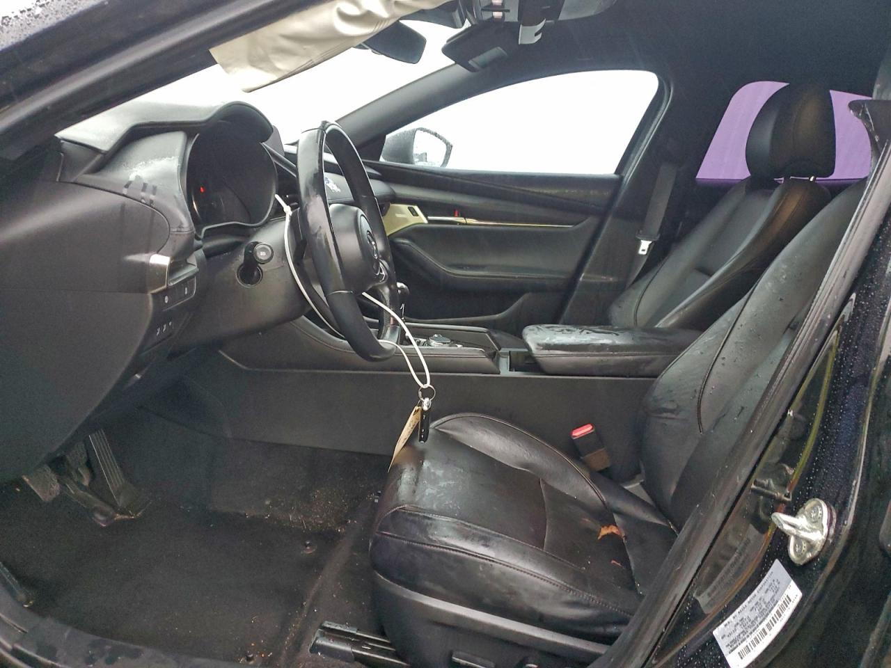 Mazda 3 Premium Image 4