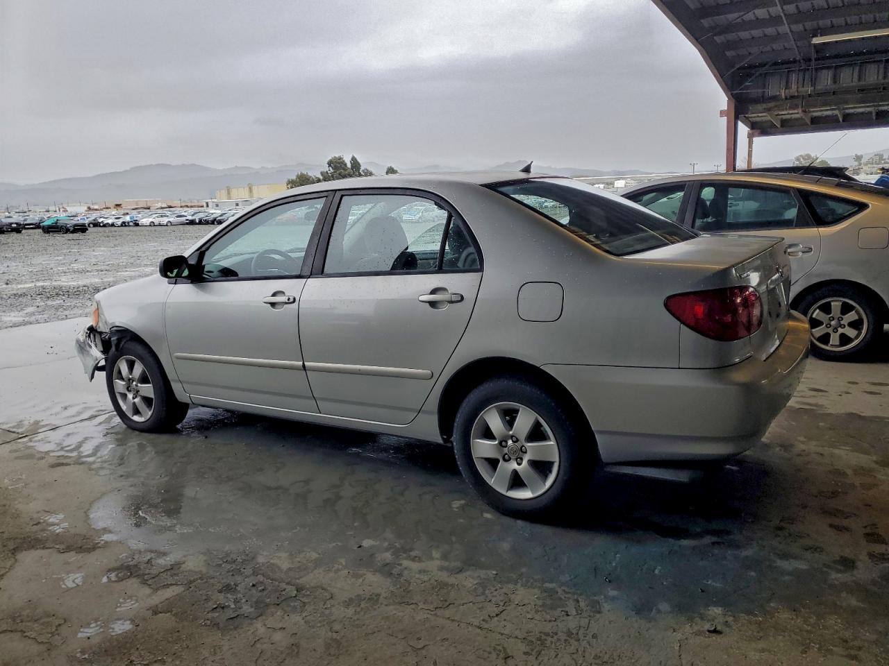 Toyota Corolla Ce Image 5