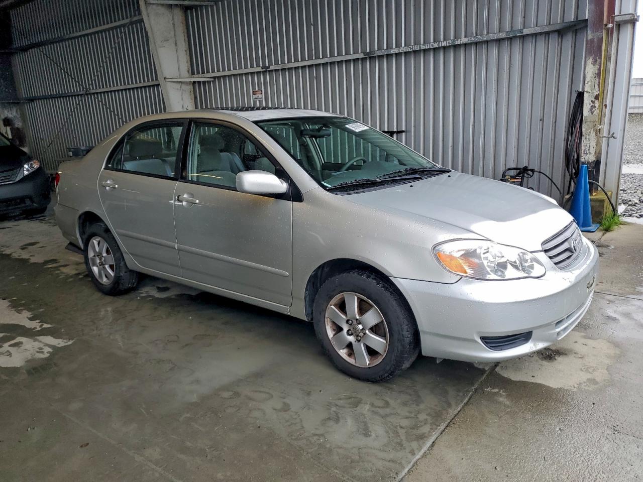 Toyota Corolla Ce Image 2