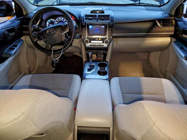 Toyota Camry Hybrid Image 3