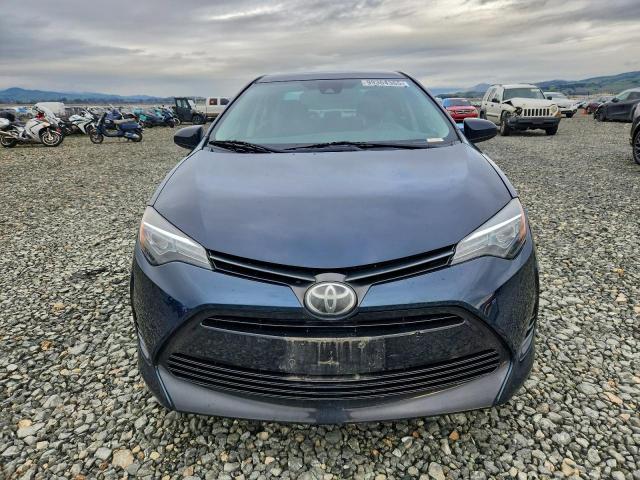 Toyota Corolla L Image 3