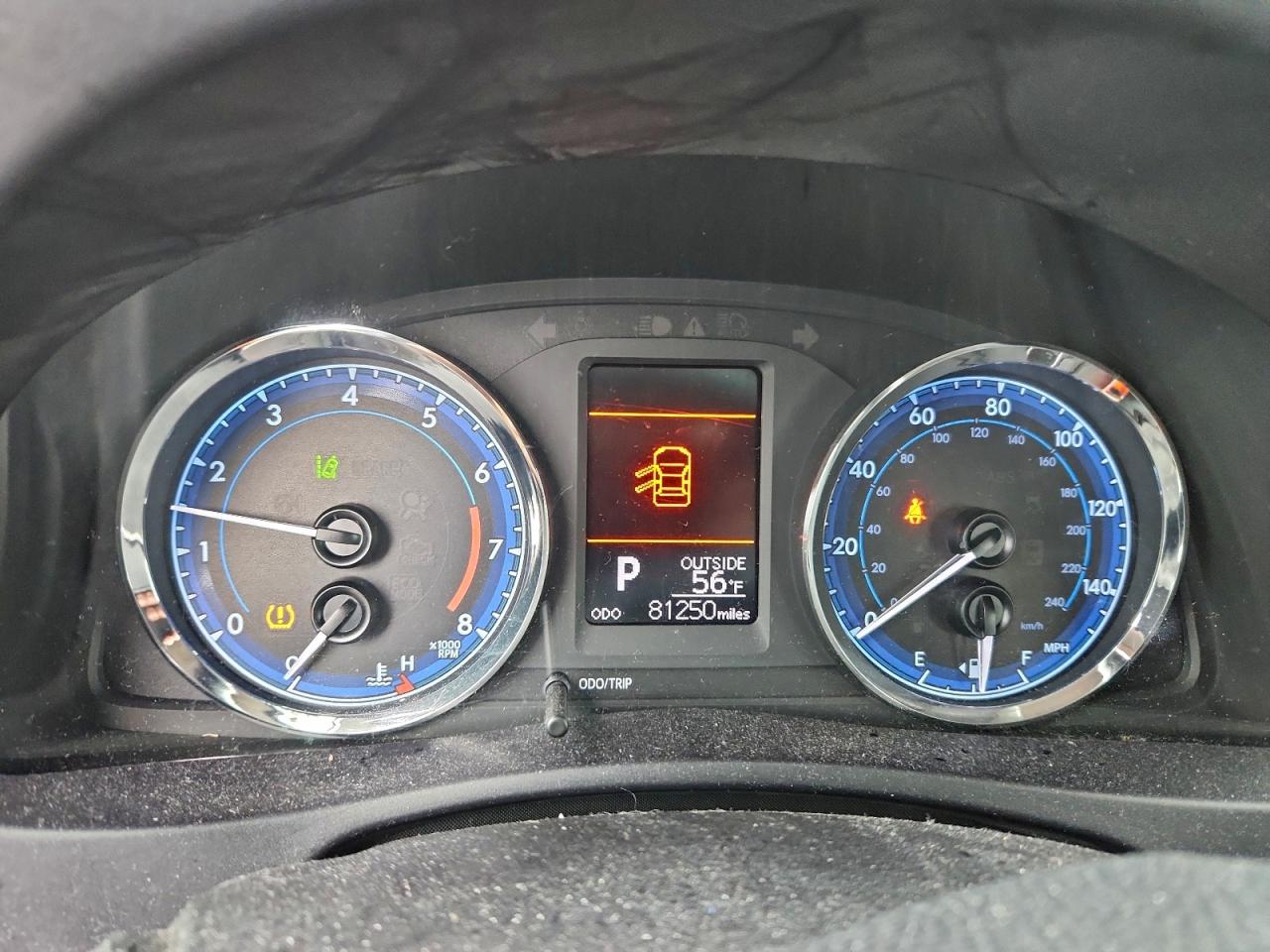 Toyota Corolla L Image 10