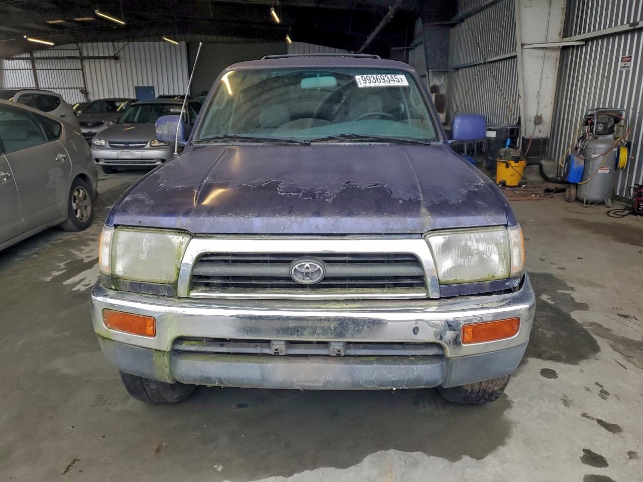 Toyota 4Runner Sr5 Image 8