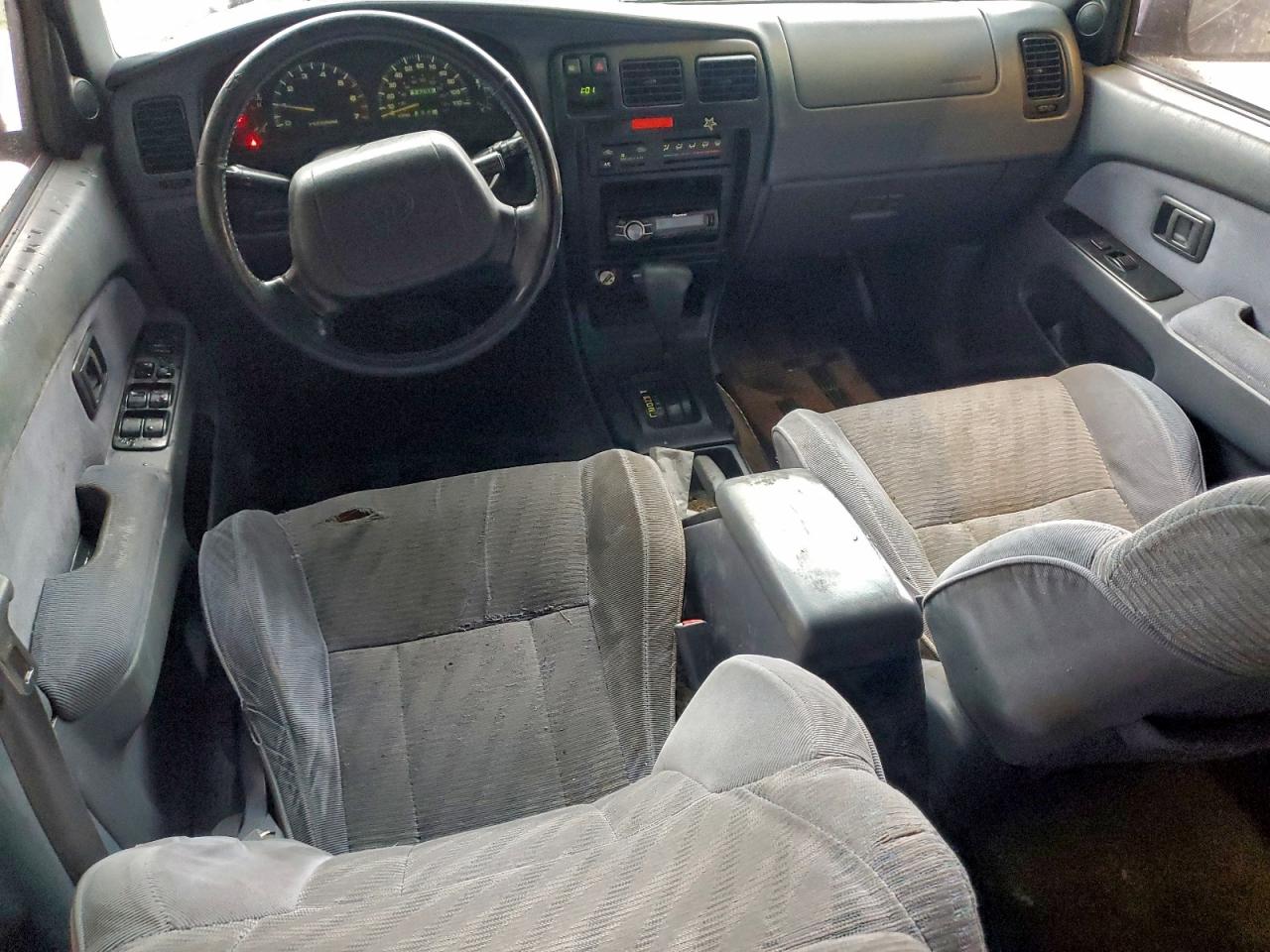 Toyota 4Runner Sr5 Image 11