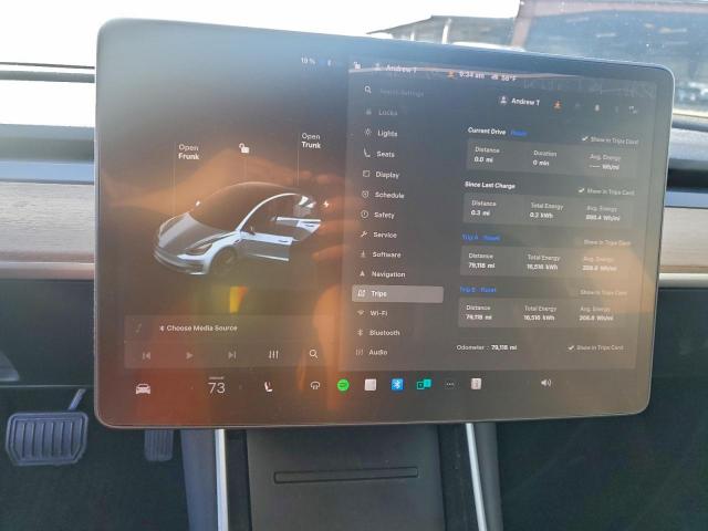 Tesla Model 3 Image 6