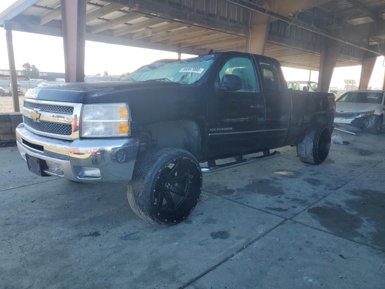 Chevrolet Silverado C1500 Lt Image 1
