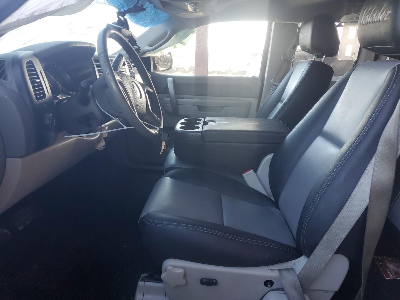 Chevrolet Silverado C1500 Lt Image 4