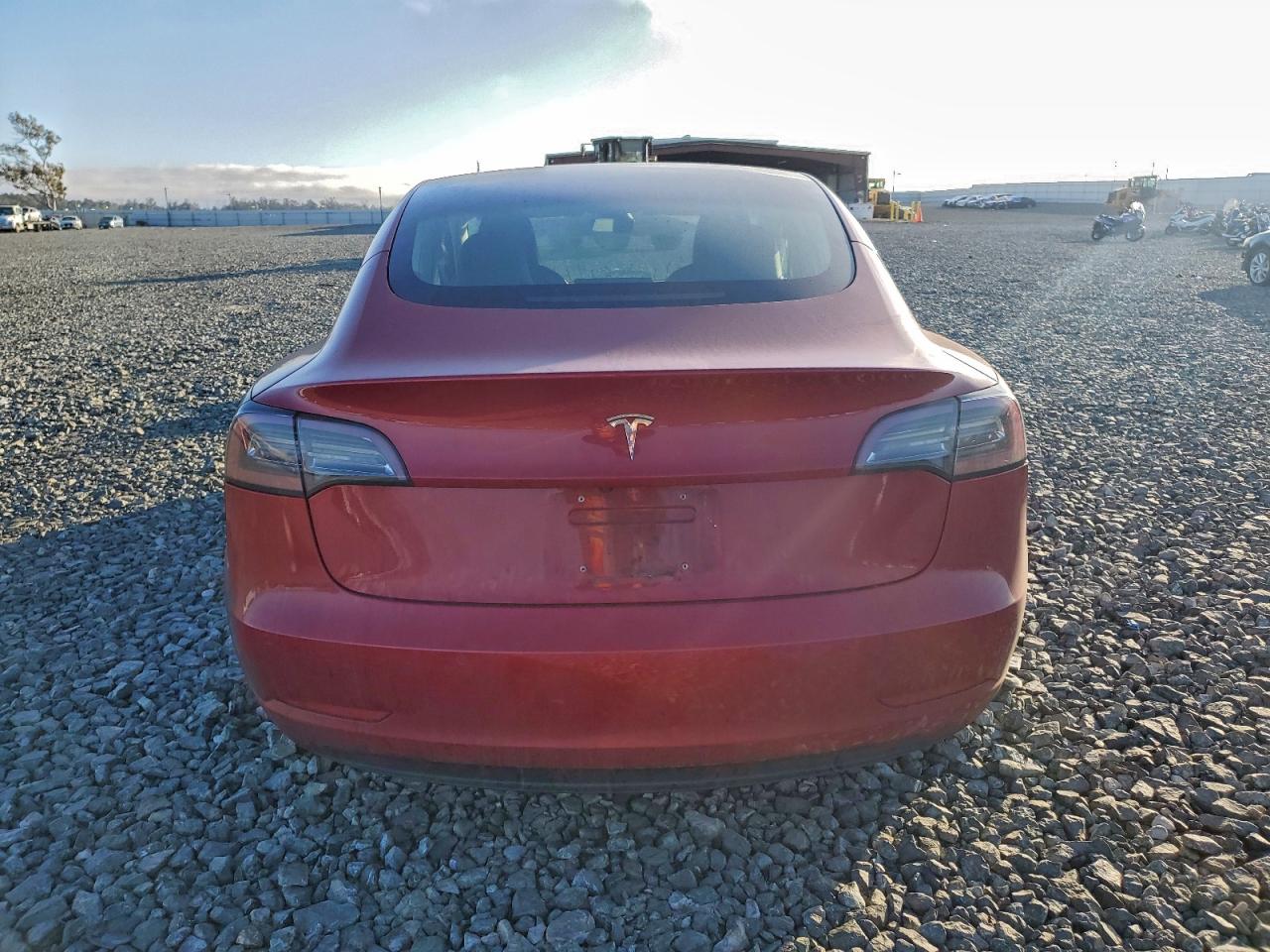 Tesla Model 3 Image 6