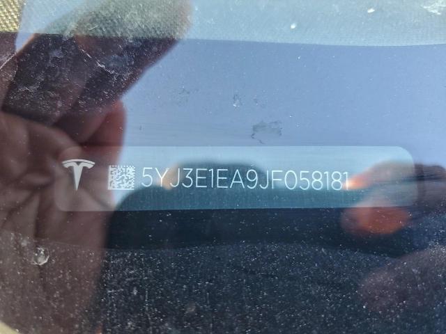 Tesla Model 3 Image 7