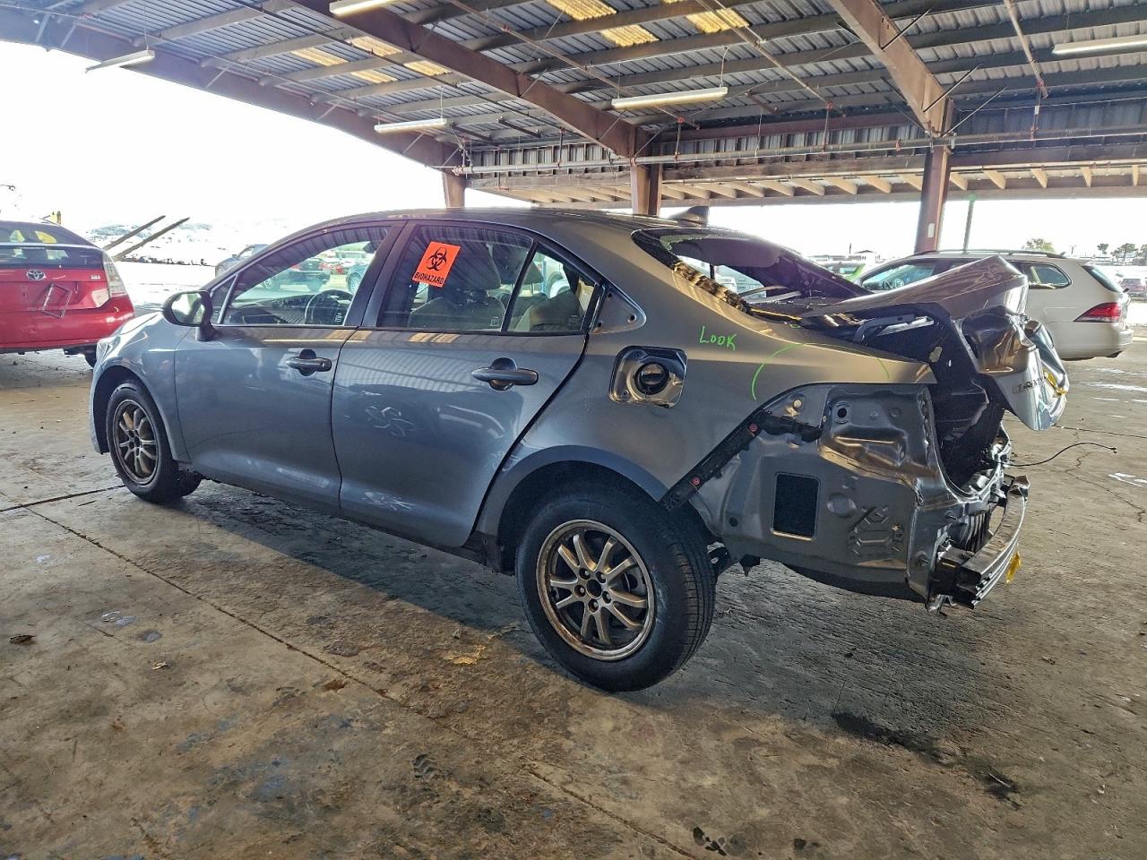 Toyota Corolla Le Image 11