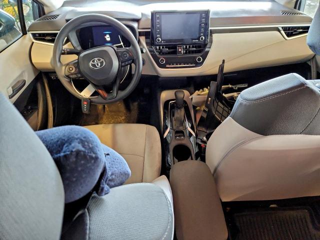 Toyota Corolla Le Image 12