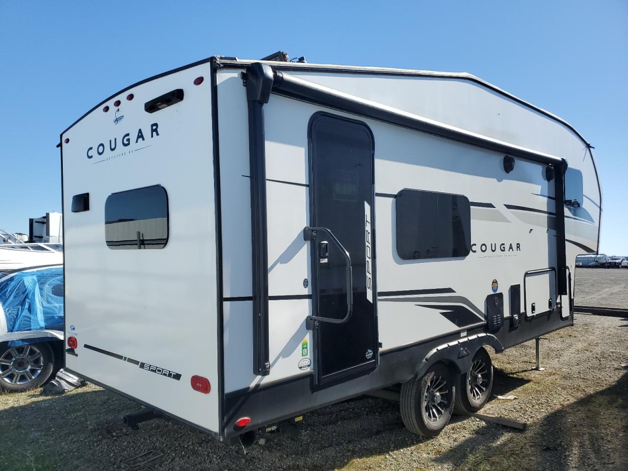 Keystone Cougar Lit Image 10