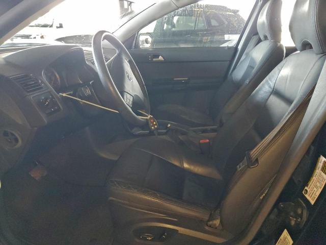 Volvo S40 2.4i Image 2