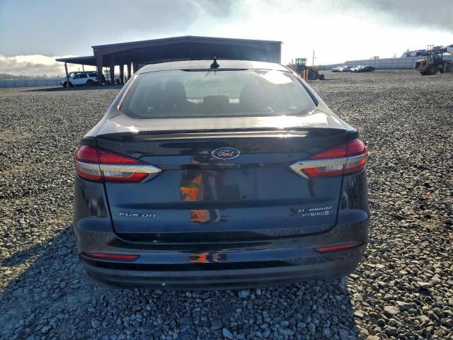 Ford Fusion Titanium Image 4